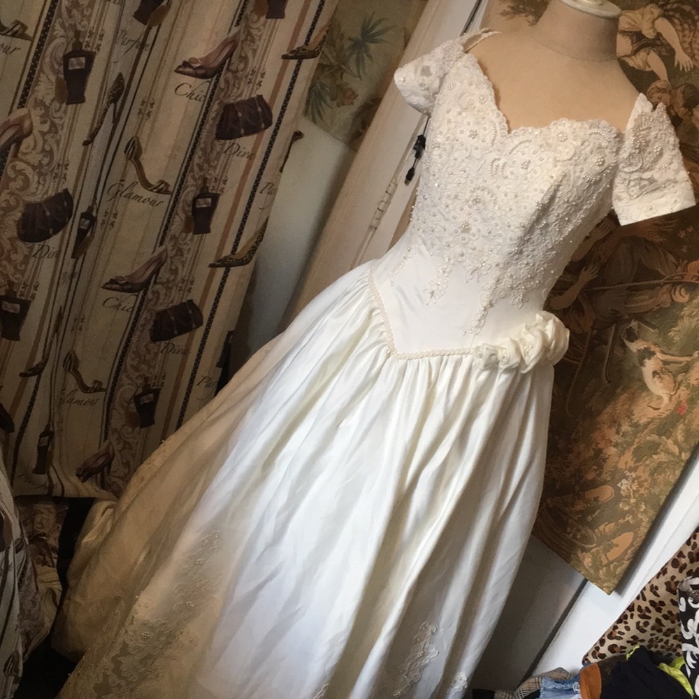 Vintage wedding dress zurcion 8
